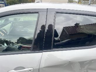 Nissan Micra Automaat !! picture 29