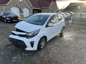 Kia Picanto  picture 1