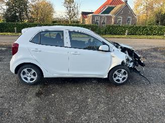 Kia Picanto  picture 7