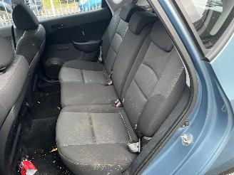 Hyundai I-30 Weinig km !! picture 13