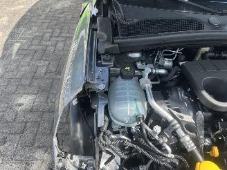 Renault Clio E-TECH HYBRID nieuwstaat picture 18