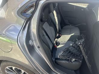 Renault Clio E-TECH HYBRID nieuwstaat picture 13