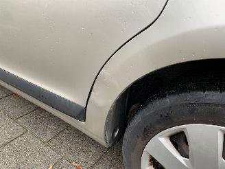 Citroën C4 1.4 16V IMAGE picture 12