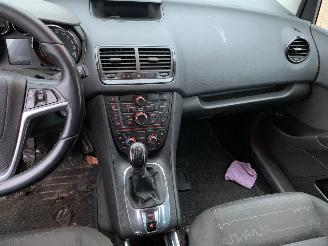 Opel Meriva 1.4 cosmo picture 16