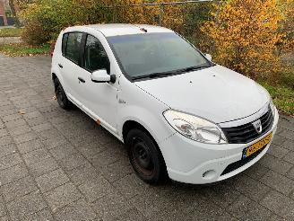 Dacia Sandero  picture 2