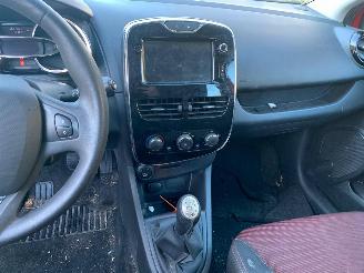 Renault Clio 0.9 TCE EXPRESSION picture 16