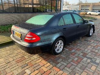 Mercedes E-klasse 200 KOMPRESSOR picture 5