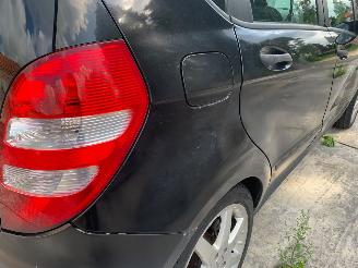 Mercedes A-klasse a 150 picture 17