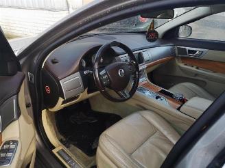 Jaguar XF XF (CC9), Sedan, 2008 / 2015 3.0 S D V6 24V picture 10