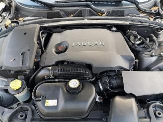 Jaguar XF XF (CC9), Sedan, 2008 / 2015 3.0 S D V6 24V picture 9