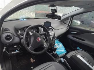 Fiat Punto Punto Evo (199), Hatchback, 2009 / 2012 1.3 JTD Multijet 85 16V Euro 5 picture 6