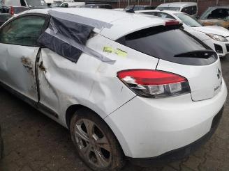 Renault Mégane Megane III Coupe (DZ), Hatchback 3-drs, 2008 / 2016 1.6 16V picture 9