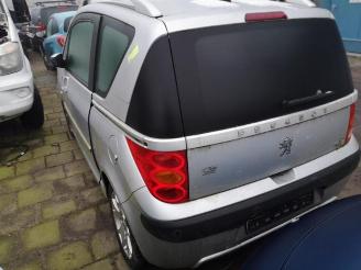 Peugeot 1007 1007 (KM), Hatchback 3-drs, 2004 / 2011 1.6 GTI,Gentry 16V picture 4