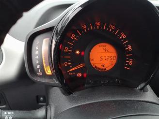 Toyota Aygo Aygo (B40), Hatchback, 2014 1.0 12V VVT-i picture 11