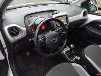Toyota Aygo Aygo (B40), Hatchback, 2014 1.0 12V VVT-i picture 14
