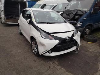 Toyota Aygo Aygo (B40), Hatchback, 2014 1.0 12V VVT-i picture 2