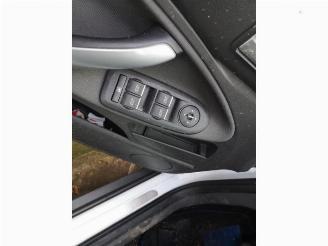 Ford Kuga  picture 3