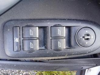 Ford Kuga Kuga I, SUV, 2008 / 2012 2.0 TDCi 16V 140 picture 21