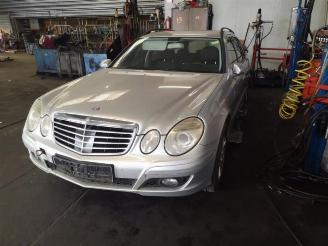 Mercedes E-klasse E Combi (S211), Combi, 2003 / 2009 2.2 E-220 CDI 16V picture 2
