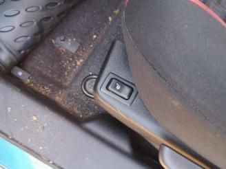 Mazda 2 2 (DE), Hatchback, 2007 / 2015 1.3 16V S-VT picture 16