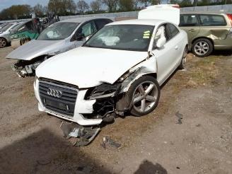 demontáž osobní automobily Audi A5 A5 (8T3), Coupe, 2007 / 2017 1.8 TFSI 16V 2010