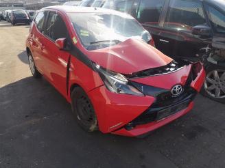 Vrakbiler auto Toyota Aygo Aygo (B40), Hatchback, 2014 1.0 12V VVT-i 2017/0