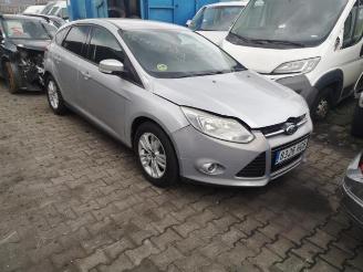 Démontage voiture Ford Focus Focus 3, Hatchback, 2010 / 2020 1.6 TDCi 95 2015
