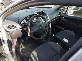 Peugeot 207 207 SW (WE/WU), Combi, 2007 / 2013 1.4 16V Vti picture 7