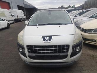 Vrakbiler auto Peugeot 3008 3008 I (0U/HU), MPV, 2009 / 2016 1.6 HDiF 16V 2010/0
