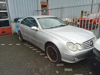 Uttjänta bilar auto Mercedes CLK CLK (C209), Coupe, 2002 / 2009 5.0 500 V8 24V 2004