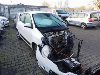 Vrakbiler auto Renault Twingo Twingo III (AH), Hatchback 5-drs, 2014 1.0 SCe 75 12V 2019/3