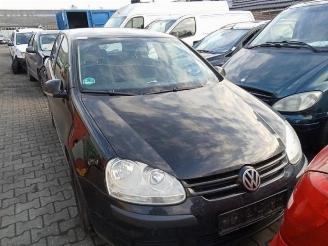 Salvage car Volkswagen Golf Golf V (1K1), Hatchback, 2003 / 2010 1.4 16V 2005