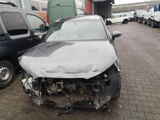 Coche siniestrado Audi A1 A1 Sportback (8XA/8XF), Hatchback 5-drs, 2011 / 2018 1.4 TDI Ultra 12V 2015/11