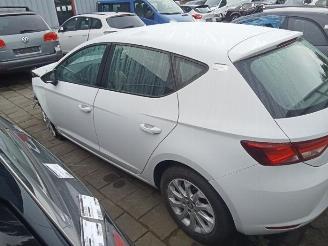 Seat Leon Leon (5FB), Hatchback 5-drs, 2012 / 2020 1.6 TDI Ecomotive 16V picture 3