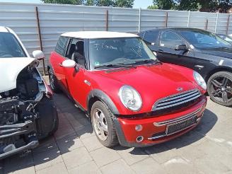 Uttjänta bilar auto Mini One Mini (R50/53), Hatchback, 2001 / 2007 1.6 16V Cooper 2004/7