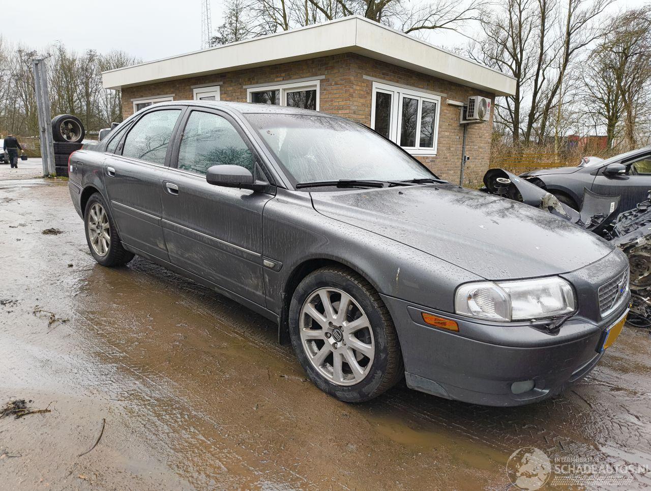 Volvo S-80 S80 2.5T Summum