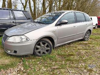 Uttjänta bilar auto Fiat Croma 2.2-16V Emotion 2006/4