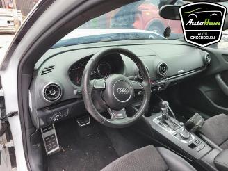 Audi A3 A3 Sportback (8VA/8VF), Hatchback 5-drs, 2012 / 2020 1.8 TFSI 16V Quattro picture 15