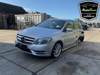 Mercedes B-klasse B (W246), Hatchback, 2011 / 2018 1.6 B-200 BlueEFFICIENCY Turbo 16V picture 4
