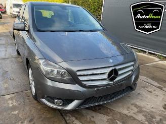Mercedes B-klasse B (W246), Hatchback, 2011 / 2018 1.6 B-180 BlueEFFICIENCY Turbo 16V picture 3