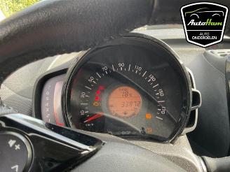 Citroën C1 C1, Hatchback, 2014 / 2021 1.0 12V VVT-i picture 13