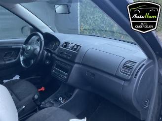 Skoda Fabia Fabia II (5J), Hatchback 5-drs, 2006 / 2014 1.2 TSI picture 10