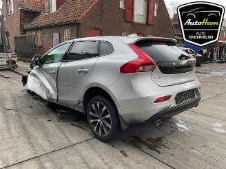 Volvo V-40 V40 (MV), Hatchback 5-drs, 2012 / 2019 2.0 T3 16V picture 6