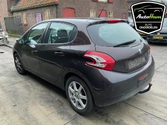 Peugeot 208 208 I (CA/CC/CK/CL), Hatchback, 2012 / 2019 1.2 Vti 12V PureTech 82 picture 6