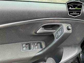 Volkswagen Polo Polo V (6R), Hatchback, 2009 / 2017 1.4 TDI 12V 90 picture 14