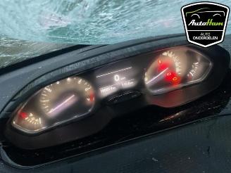 Peugeot 208 208 I (CA/CC/CK/CL), Hatchback, 2012 / 2019 1.2 Vti 12V PureTech 82 picture 12