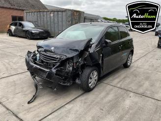 Peugeot 108 108, Hatchback, 2014 1.0 12V VVT-i picture 4