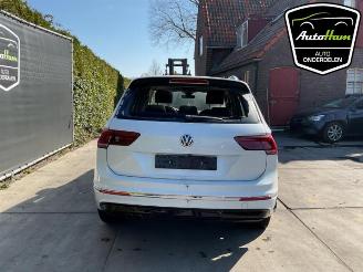 Volkswagen Tiguan Tiguan (AD1), SUV, 2016 / 2024 2.0 TSI 16V 4Motion picture 7