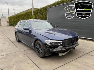 BMW 5-serie 5 serie Touring (G31), Combi, 2017 520i 2.0 TwinPower Turbo 16V picture 2