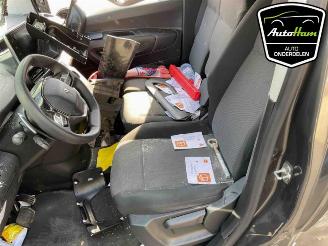 Peugeot Partner Partner (EF/EU), Van, 2018 1.5 BlueHDi 130 picture 16